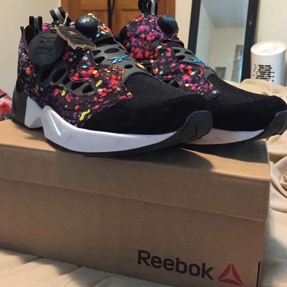 Men's 9.5 Reebok Pump Stash InstaPump - Rare