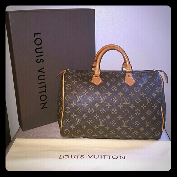 🚫SOLD Louis vuitton speedy 35. with lock and key.