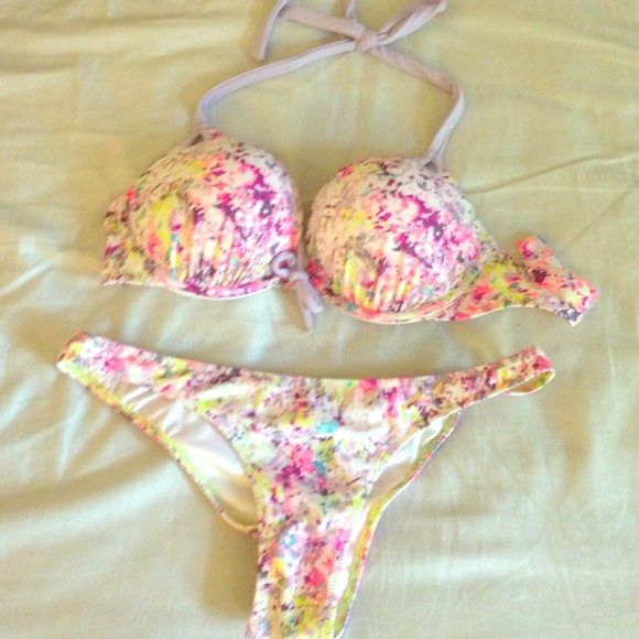 Victoria's Secret Bombshell Bikini