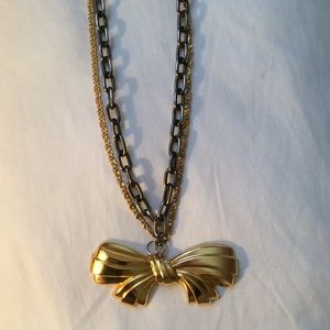 Gold and Medal Bow Chain Link Necklace 💎👛💍🎀