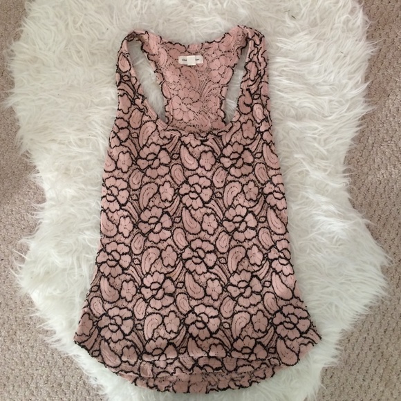 Urban Outfitters pink flower top - Picture 1 of 4