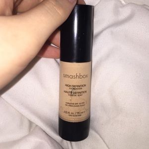 Smashbox High definition foundation fair f0