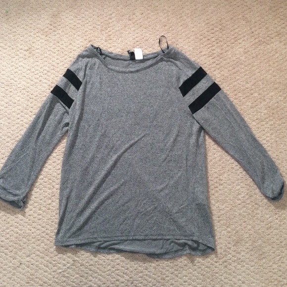 H&M MESH SLEEVE QUARTER LENGTH - Picture 1 of 4