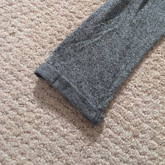 H&M MESH SLEEVE QUARTER LENGTH - Picture 3 of 4