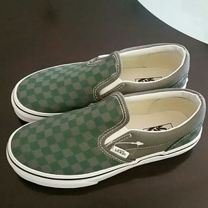Kidd Never worn slip on Vans