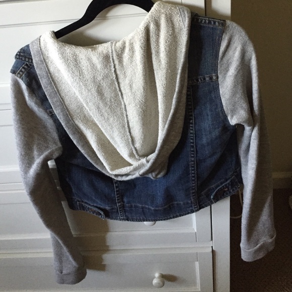 Cropped Jean and sweater jacket