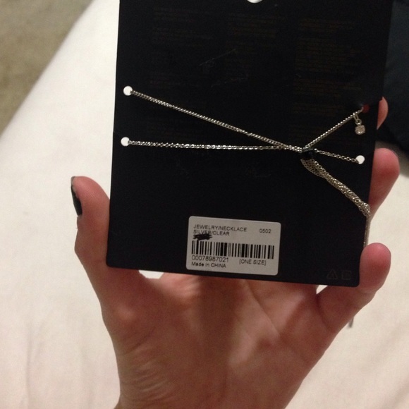 Cute Silver Necklace - Picture 2 of 2