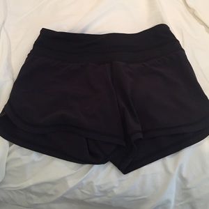 LULU LEMON size 6 shorts