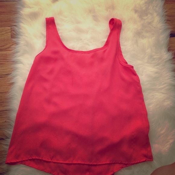 Bow back tank top