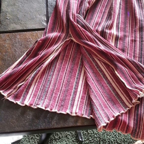 Halter top - Picture 2 of 2