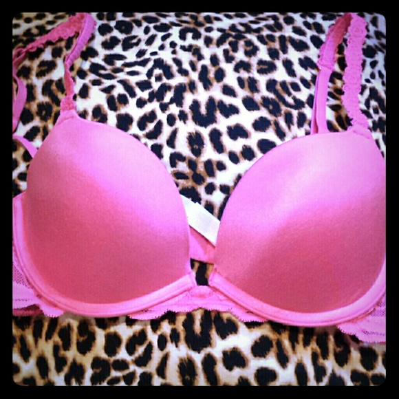 Victorias secret PINK bra! (: