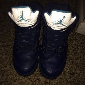 Air Jordan 4s (Charlotte Hornets) size 8.5 men's