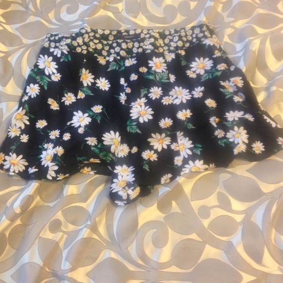 Cute floral shorts
