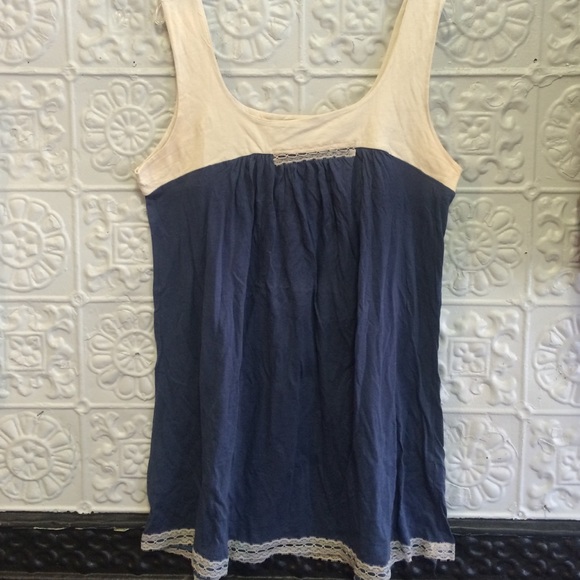 Blue and cream lace detailed tank top