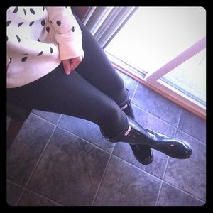 Size 7 tall black glossy hunter boots