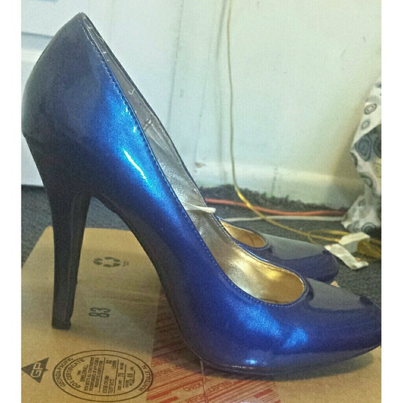 Blue Steve Madden heels