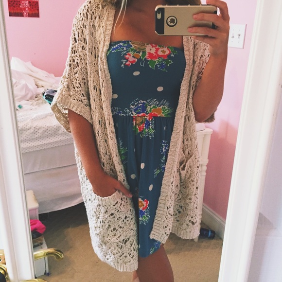 Urban Outfitters Dresses & Skirts - blue floral sundress