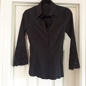 BCBG Max Azria Lace Bell Sleeve Button Up Size XS