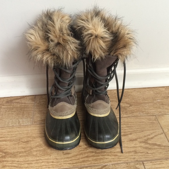 Sorel Joan of Arctic boot