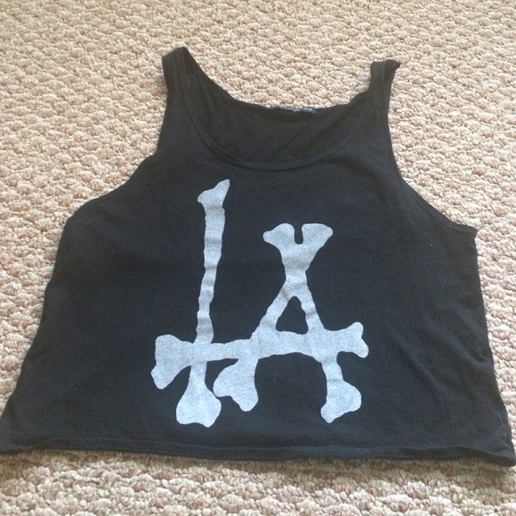 Black LA crop tank top