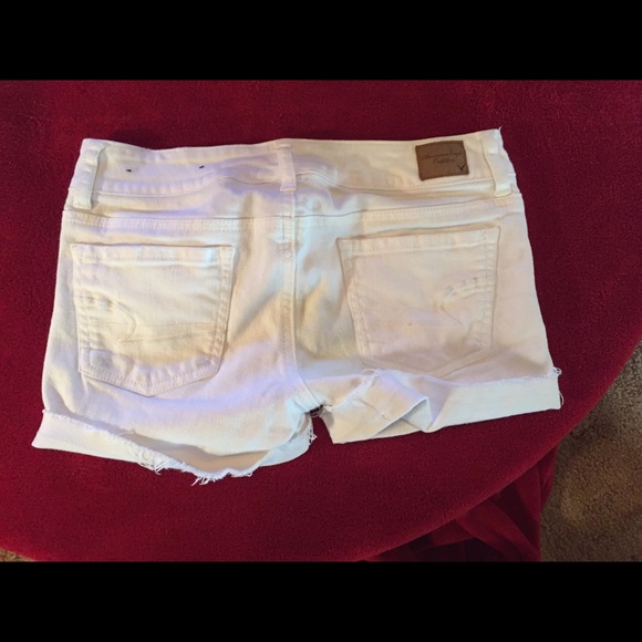 Shorts - Picture 3 of 3