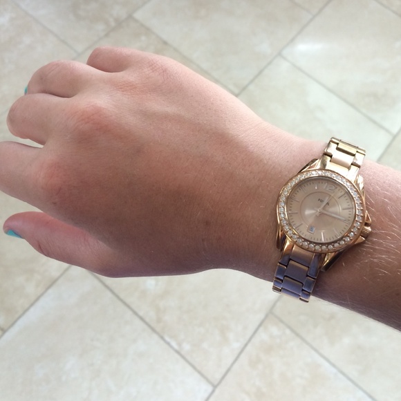 womens fossil watch