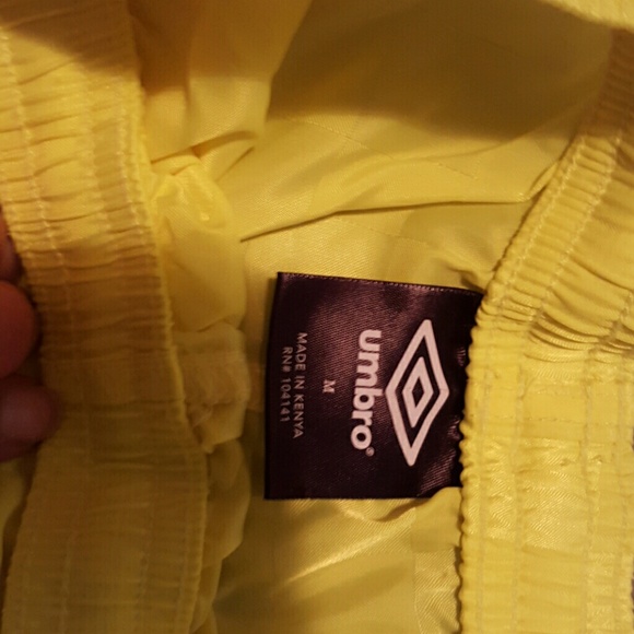 Shorts - Picture 3 of 3