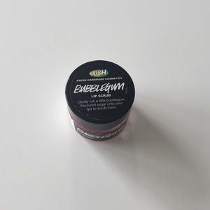 Lush lip scrub 💖