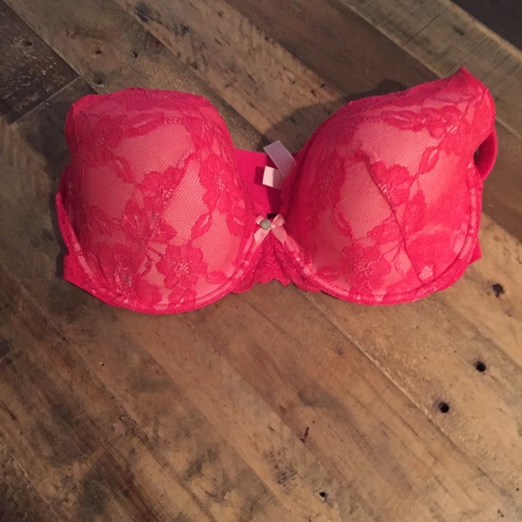 Victoria secret pink lace bra