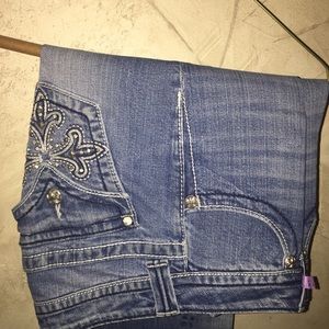 Miss Me Size 27 worn 2 times