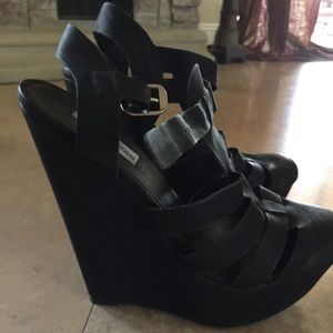 Steve Madden, platform wedge