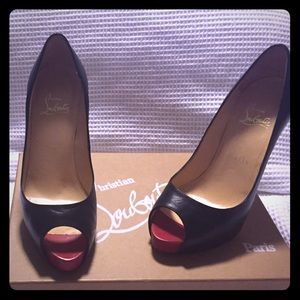 Christian Louboutin Very Prive Pumps size 37