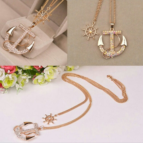 GIFTED Crystal Anchor Necklace - Picture 3 of 3
