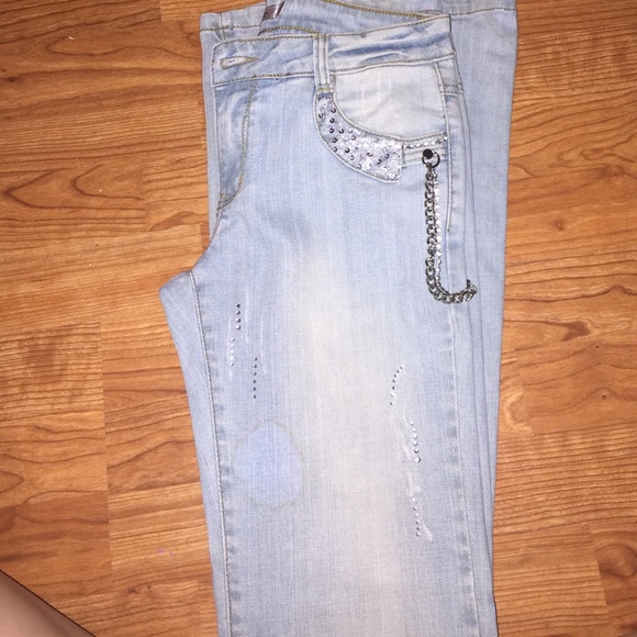 Jeans! - Picture 2 of 2