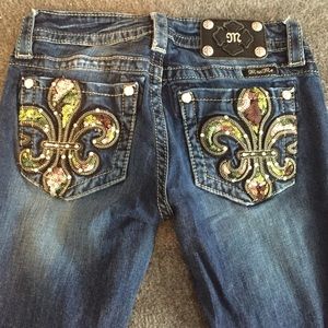 GORGEOUS MISS ME JEANS!👖