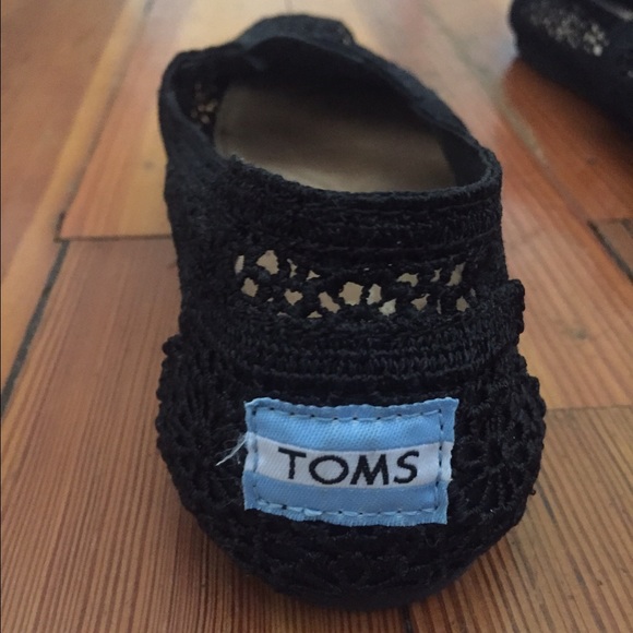 TOMS Shoes - Black Crochet Woman's Toms