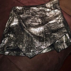 Envelope skort