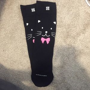 BCBG hello kitty socks