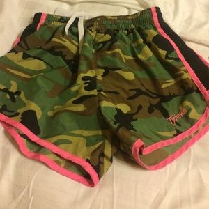 Camo Tyler shorts