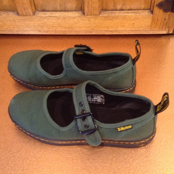 DOC MARTENS GREEN CANVAS FLATS✨SOLD✨ - Picture 2 of 4