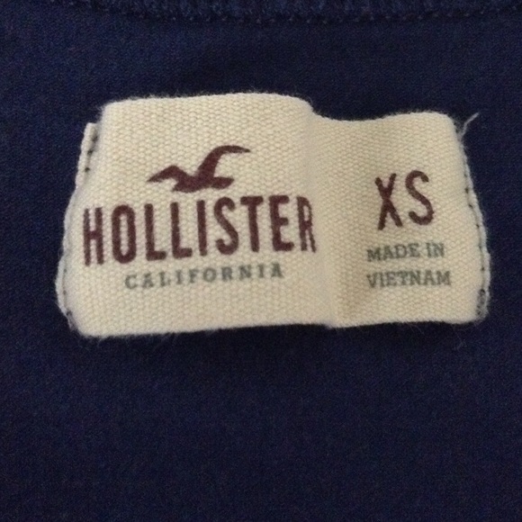 Cute floral dress from Hollister - Picture 2 of 3