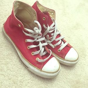 Red Converse