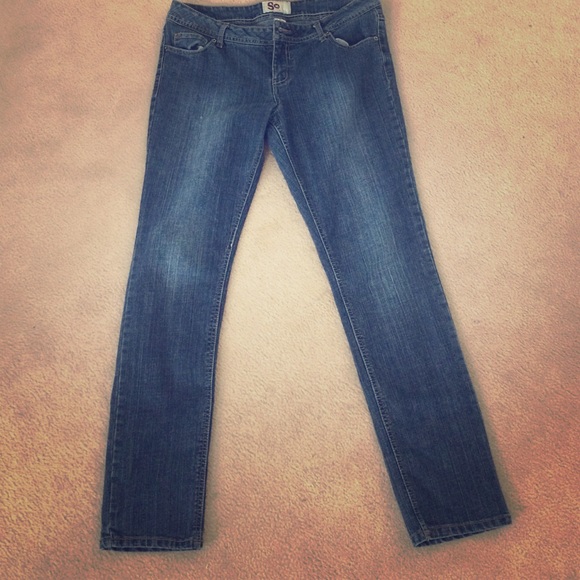 Jeans - Picture 1 of 4