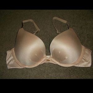 EUC Fabulous by Victoria' Secret 32C