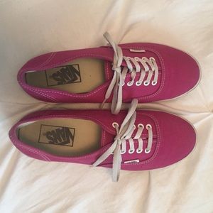 Bright pink vans ❤️