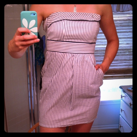 Teeze Me Strapless Dress, White w/Blue Stripes