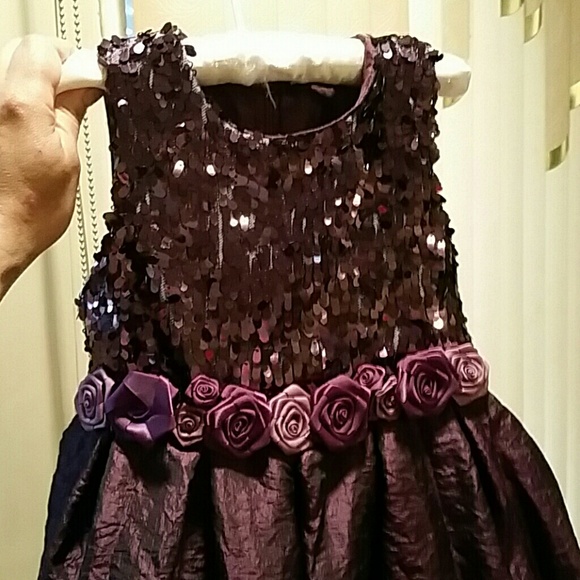 Girls dress