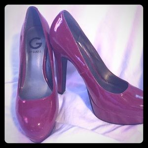 Guess red patent leather platform pumps