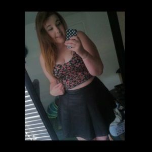 FAUX LEATHER SKATER SKIRT FOREVER 21 PLUS SIZE!