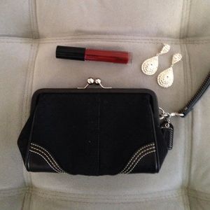 🌸Sold in a bundle